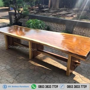 Gambar Meja Rapat Meeting Kantor Kayu Solid Utuh Tanpa Sambung Suar Wood