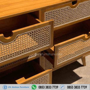 Cuplikan Bufet Munimalis Kayu Jati 6 Laci Rotan