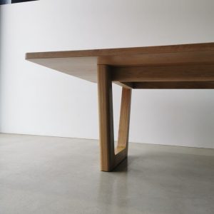 Desain Meja Makan Kayu Jati Solid Handcrafted