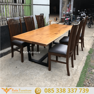 Meja Makan Kayu Jati 6 Kursi Balero