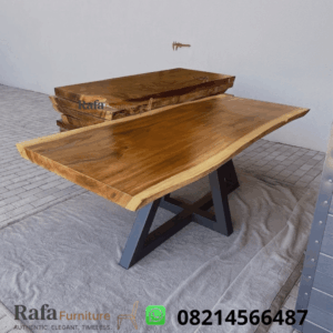 Meja Makan Kayu Utuh Live Edge Industrial Modern